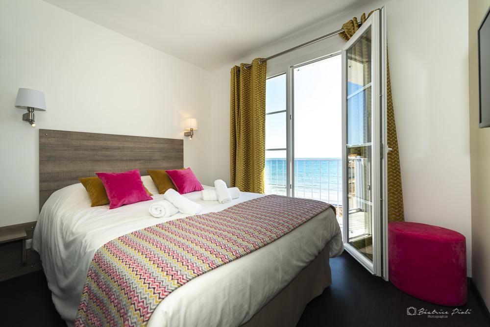 Hotel George Sand ลาแซน-ซูร์-แมร์ ภายนอก รูปภาพ